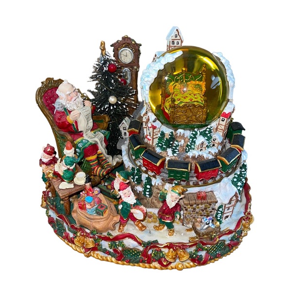 Grandeur Noel Christmas Musical Animated Water Globe Collectors Edition WORKS - Picture 8 of 15